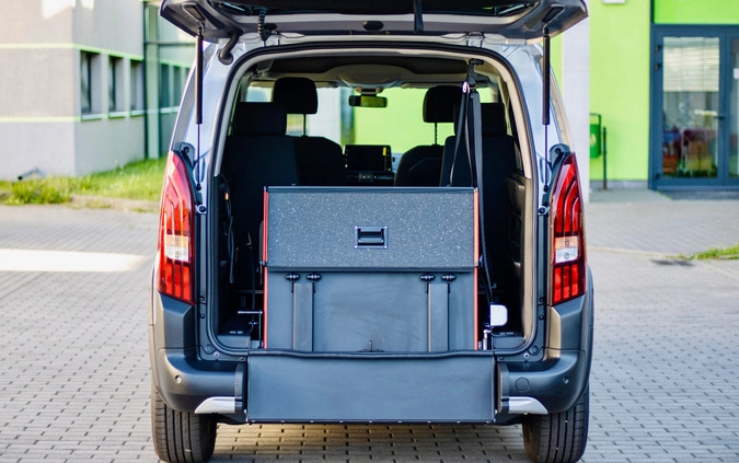 Peugeot Rifter cena 215500 przebieg: 10, rok produkcji 2024 z Busko-Zdrój małe 436